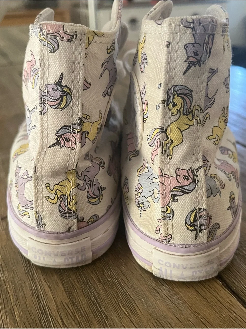 Converse Kids White High-Top Sneakers with Pastel Unicorn Print youth size 3